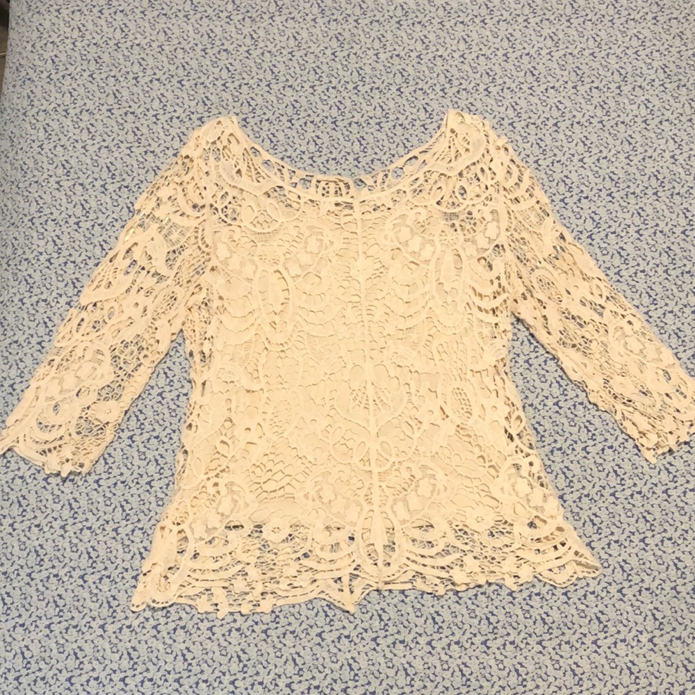 Adiva Cream Lace Top with Cami Size: M